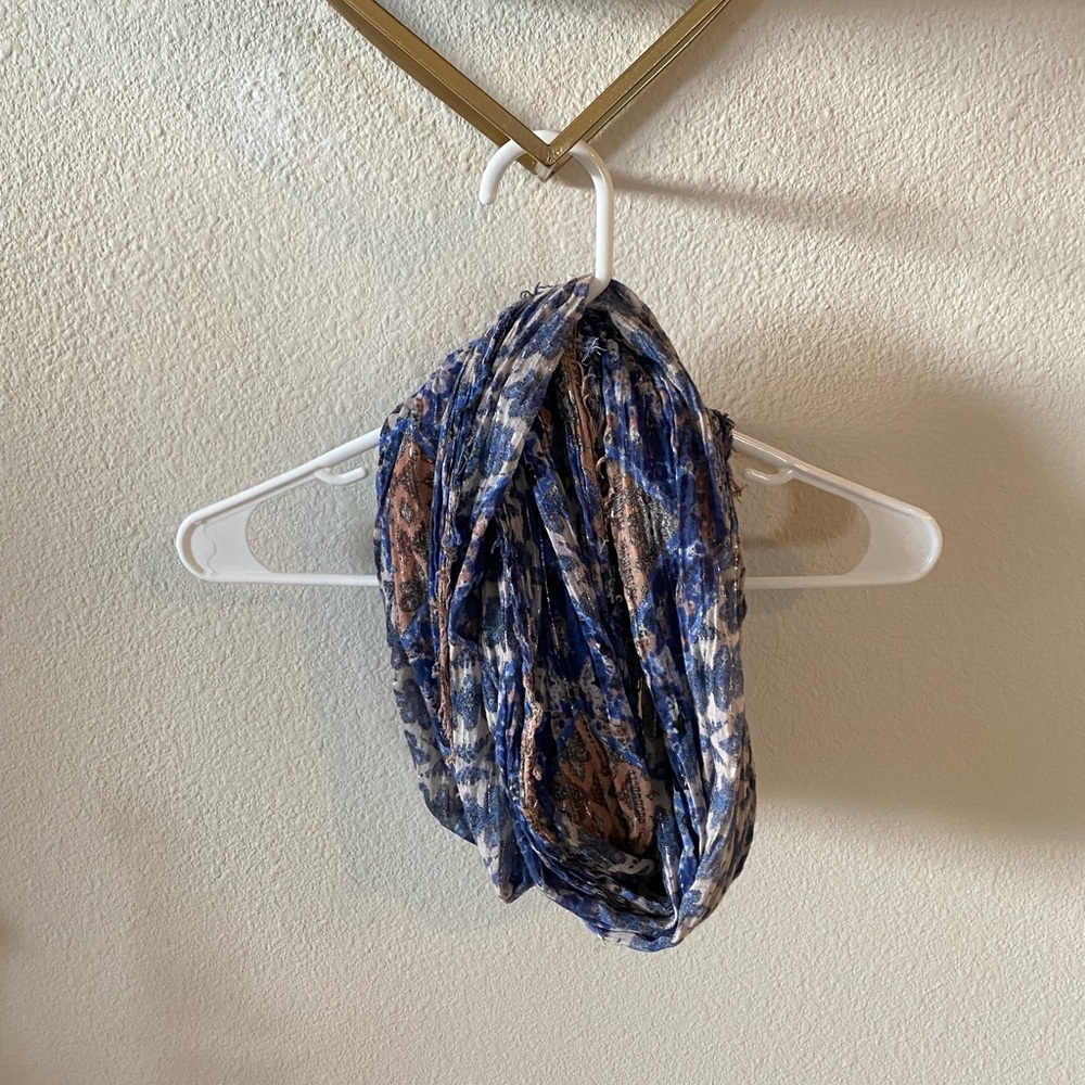 Sparkly Mandala Scarf